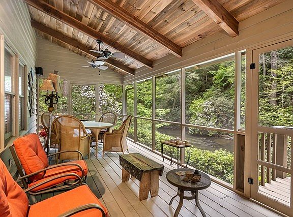 22nd image of 61 River Bend Ct