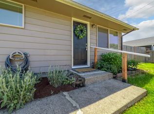 2081 L St, Springfield, OR 97477