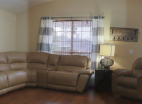 5th image of 1538 Twin Pines Cir