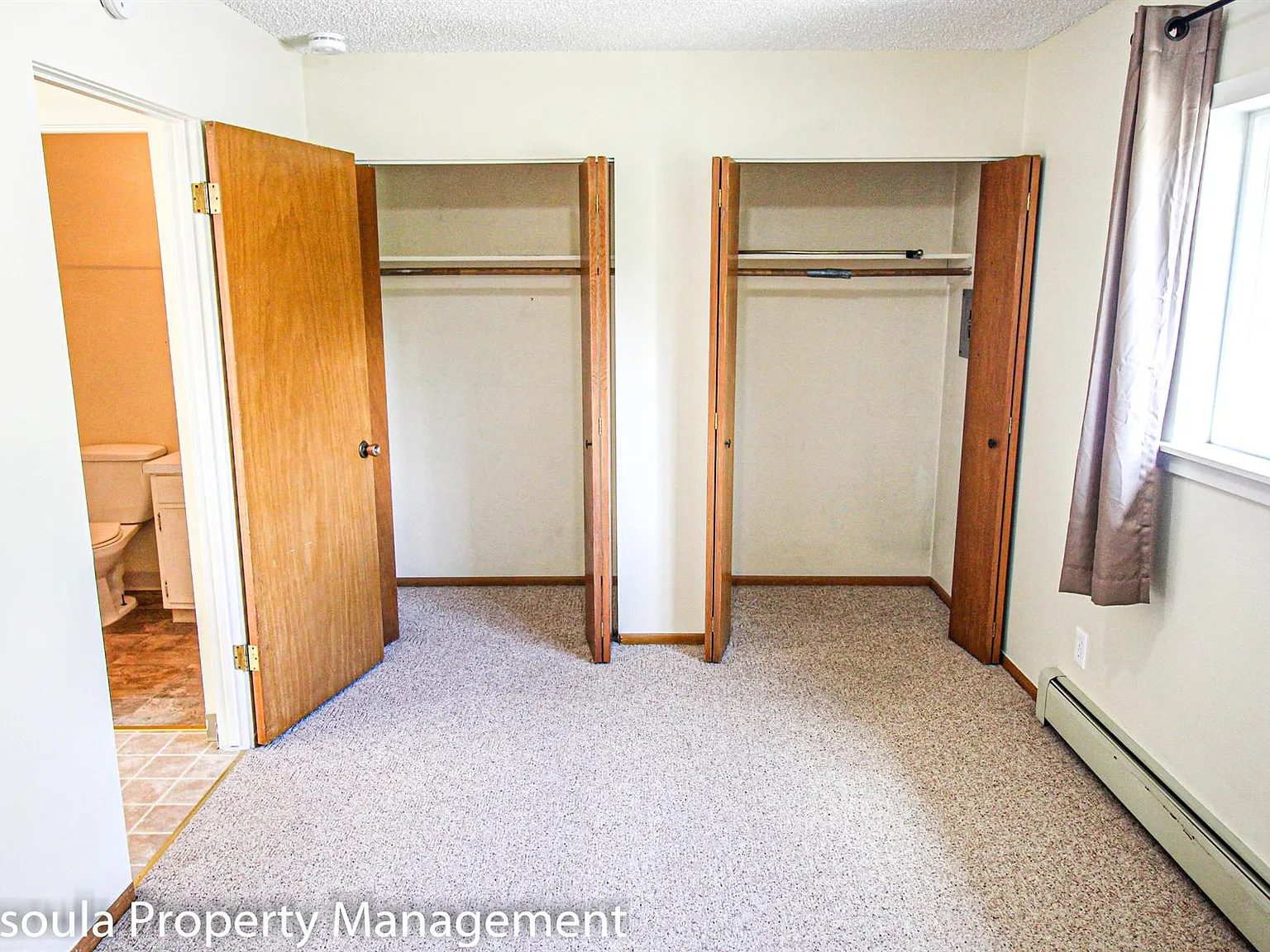 832 Rollins — Photo 4