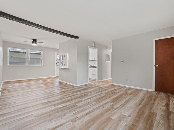 4th image of 207 S Ogden St