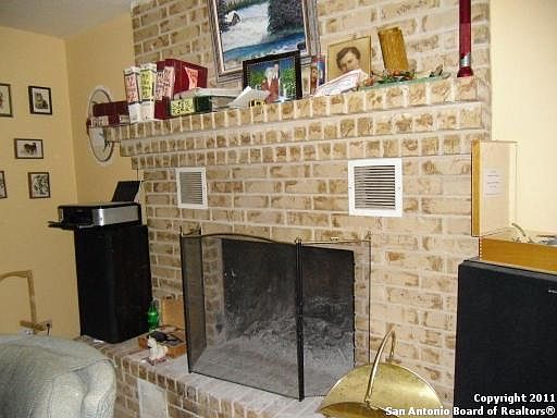 2nd image of 126 Honeysuckle Ln