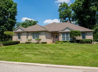 2112 Foxboro Ct, Mishawaka, IN 46545