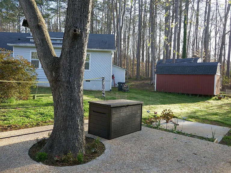 1243 Hanover Pl — Photo 23