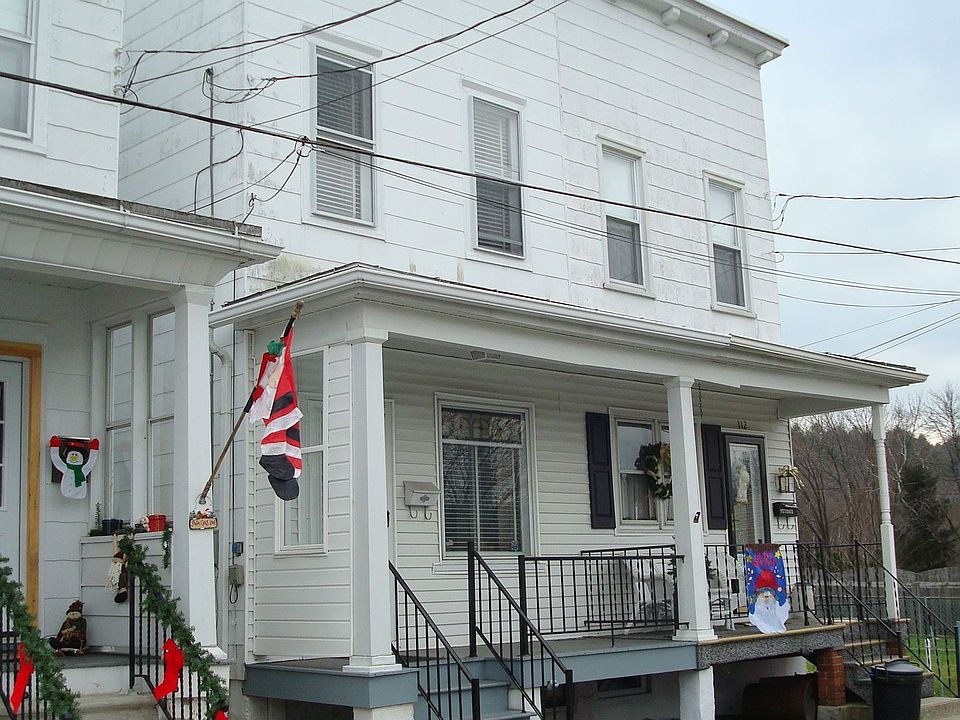 2nd image of 110 W Moser Ave