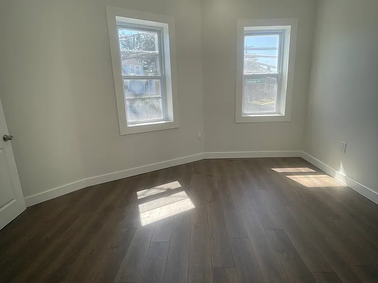 295 Main St #1 — Photo 7