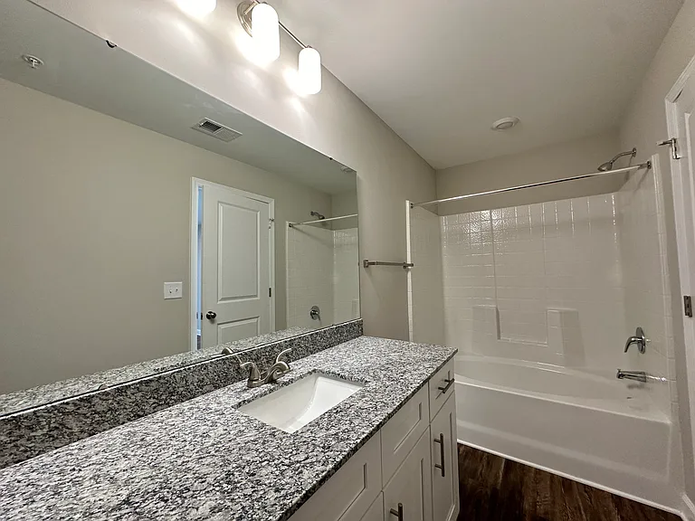Westbrook Apartments — Photo 22