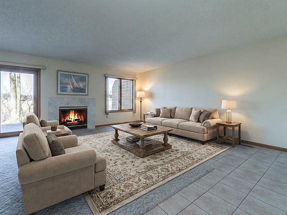 4th image of 4854 Wilshire Blvd