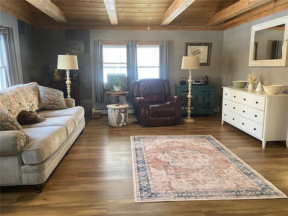 2nd image of 29 1/2 Mount Hygeia Rd