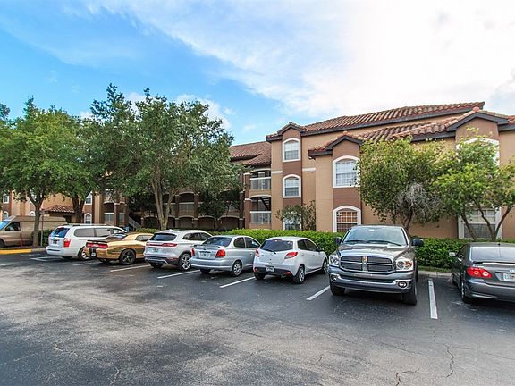 2nd image of 13839 Fairway Island Dr APT 1114