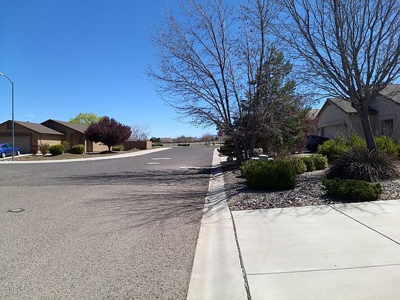 4th image of 2231 Constellation Dr