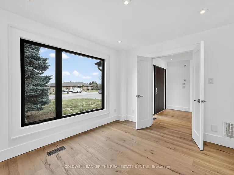 8 Brownlee Dr — Photo 20
