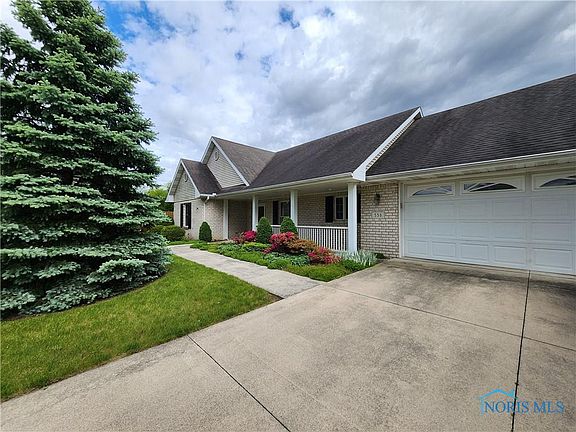 2nd image of 556 Becklee Dr