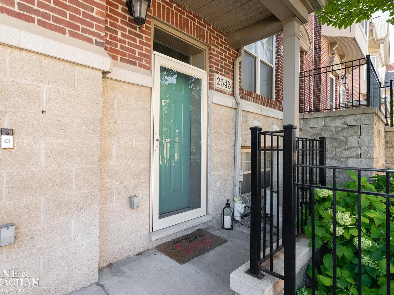 2 bed, 2.0 bath, 2155 sqft, $3,400 — Photo 3
