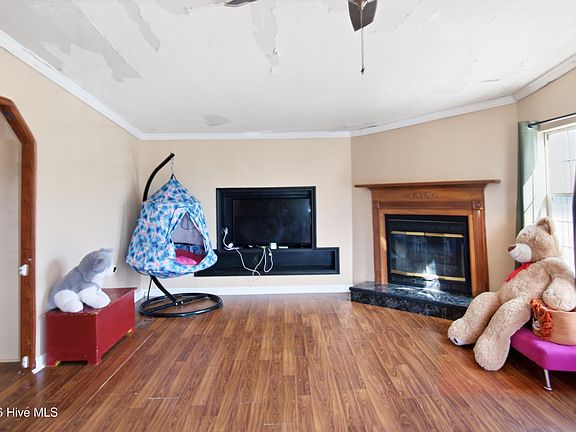 5th image of 135 Bowden Road
