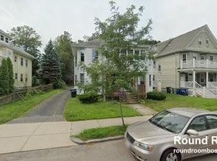 80 Wallingford Rd #2E, Brighton, MA 02135