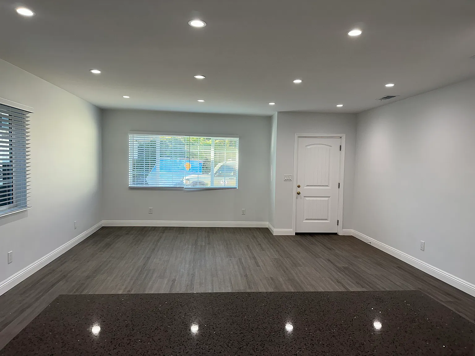 8414 Wiley Post Ave — Photo 3