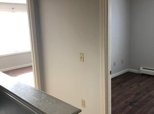 29-4 5th Ave, Webster, MA 01570