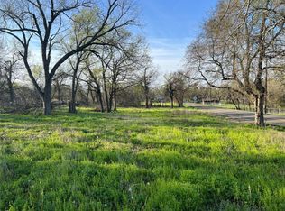 1200 N 5th St, Honey Grove, TX 75446