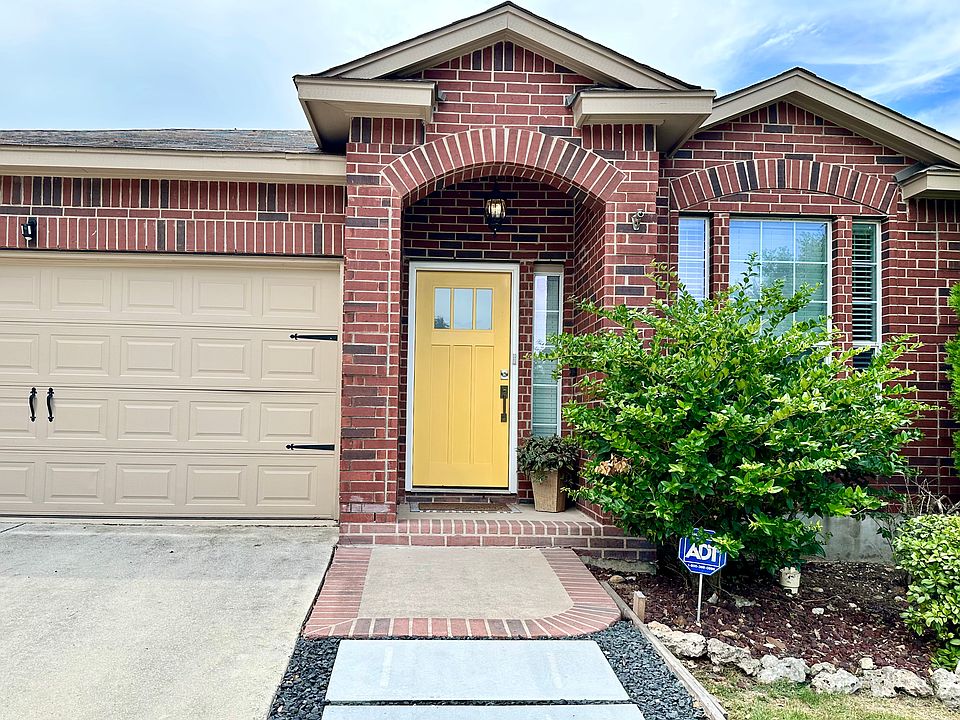 1st image of 361 Tanager Dr