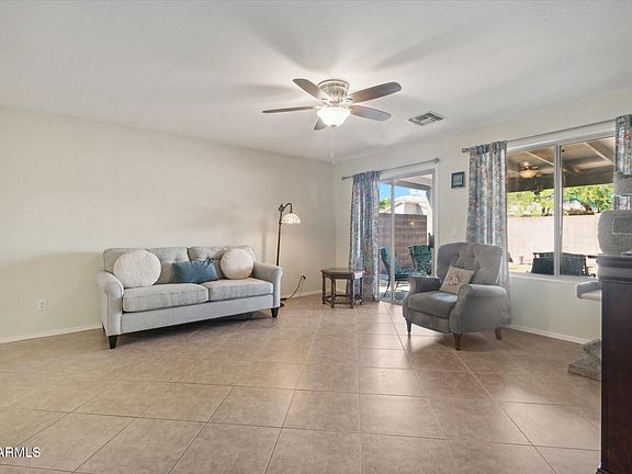 4th image of 10926 E DELTA Avenue