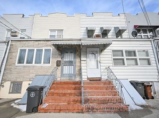 7219 72nd St, Ridgewood, NY 11385