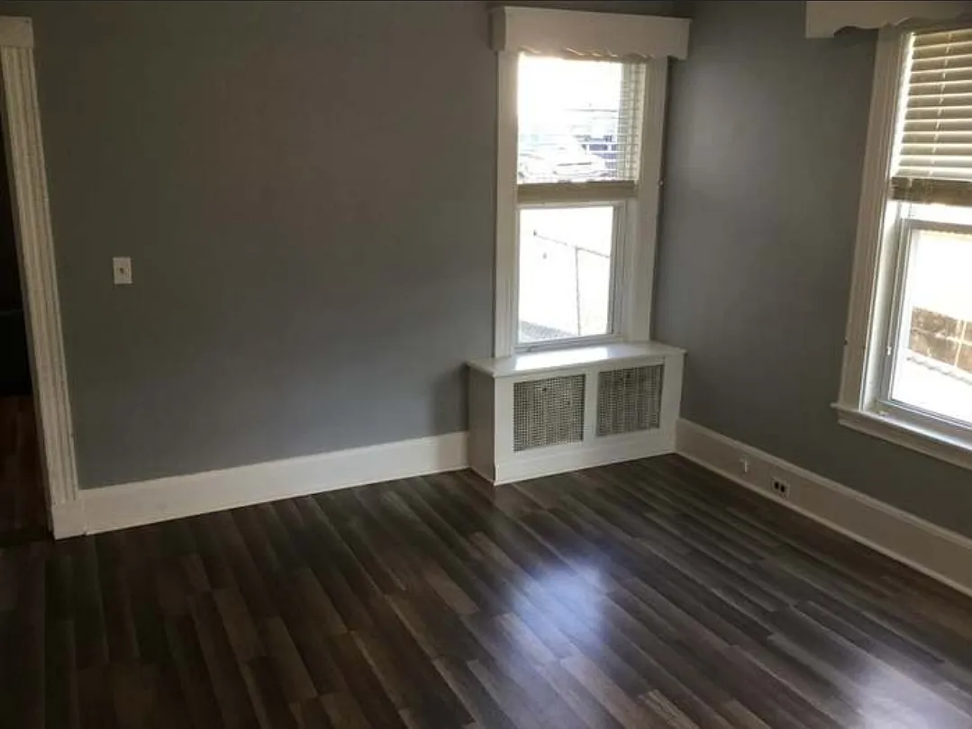 2 bed, 1000 sqft, $2,600 — Photo 1