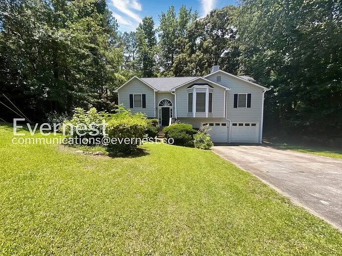 313 Silverthorne Cir — Photo 2