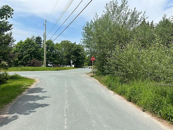 3rd image of 16 Ridge Road