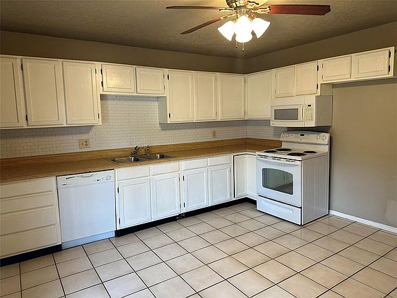 4th image of 629 Welston Cir