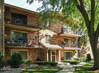 535 Waterbury Court 2705, Crestwood, IL 60418