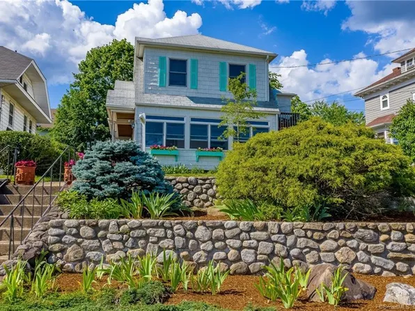 49 Seaview Avenue, Norwalk, CT 06855