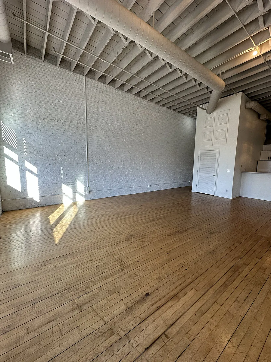 Building Photo - 1319 Leavenworth St #203