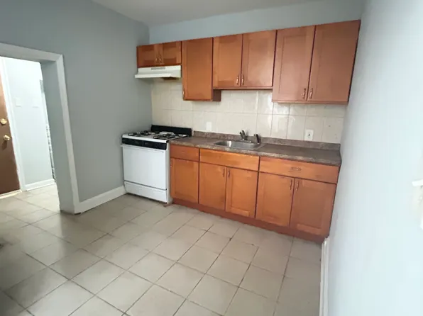 4513 N 18th St, Philadelphia, PA 19140