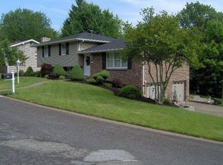 304 Country Club Blvd, Weirton, WV