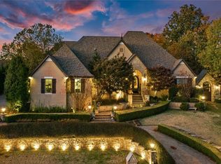 29 W Nottingham Ln, Rogers, AR 72758