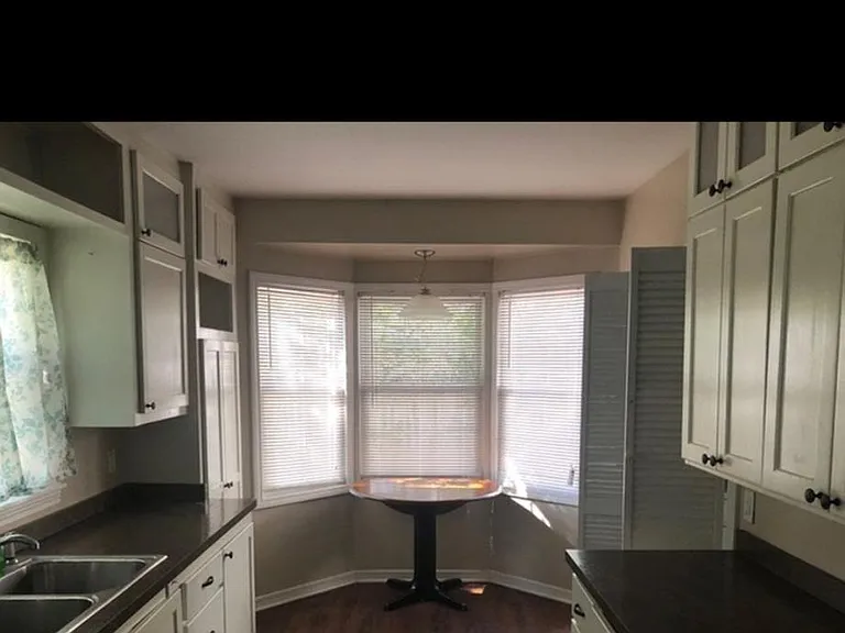 819 S Burdick St — Photo 11