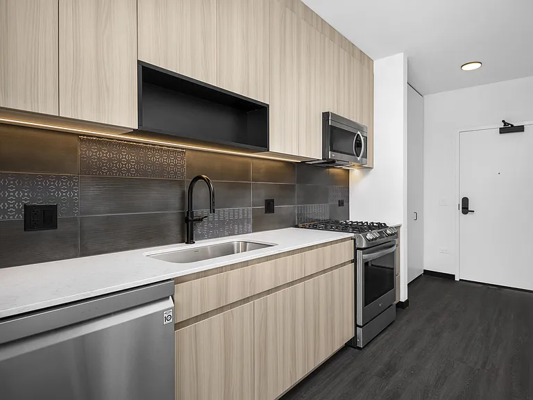 Parq Fulton — Photo 46