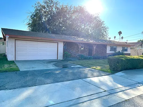 21849 Cottonwood Ave Photo 1