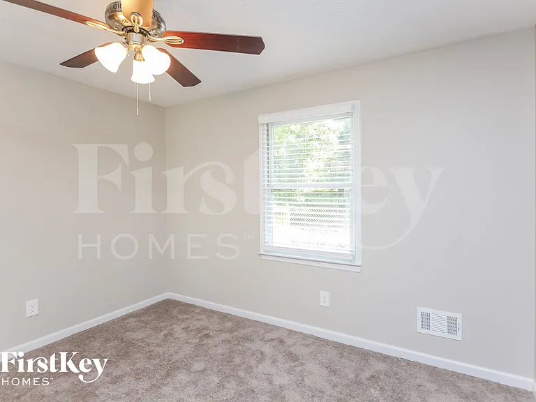 5417 Hulsey Cir — Photo 12