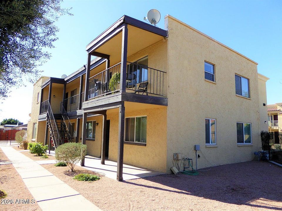 2nd image of 819 W RAY Road