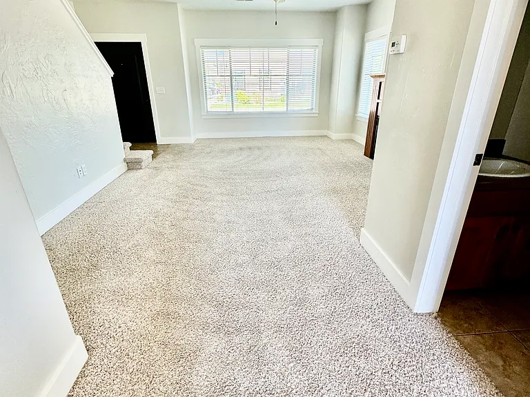 177 S 4 W — Photo 47