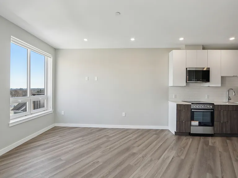 The Frances at Ashmont Flats — Photo 18