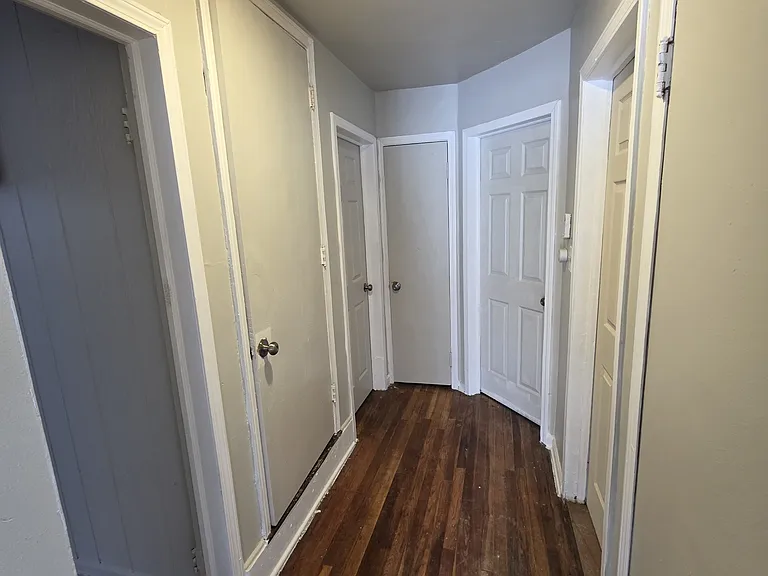 8461 Plainview Ave — Photo 20
