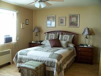 4th image of 107 Columbus Ave APT 2A