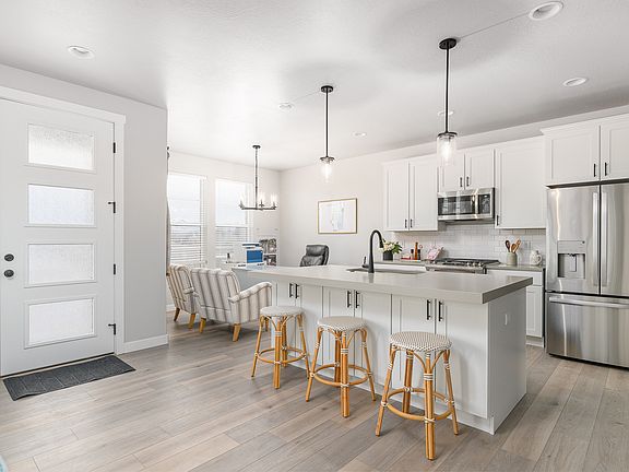 4th image of 11437 S Engelmann Dr