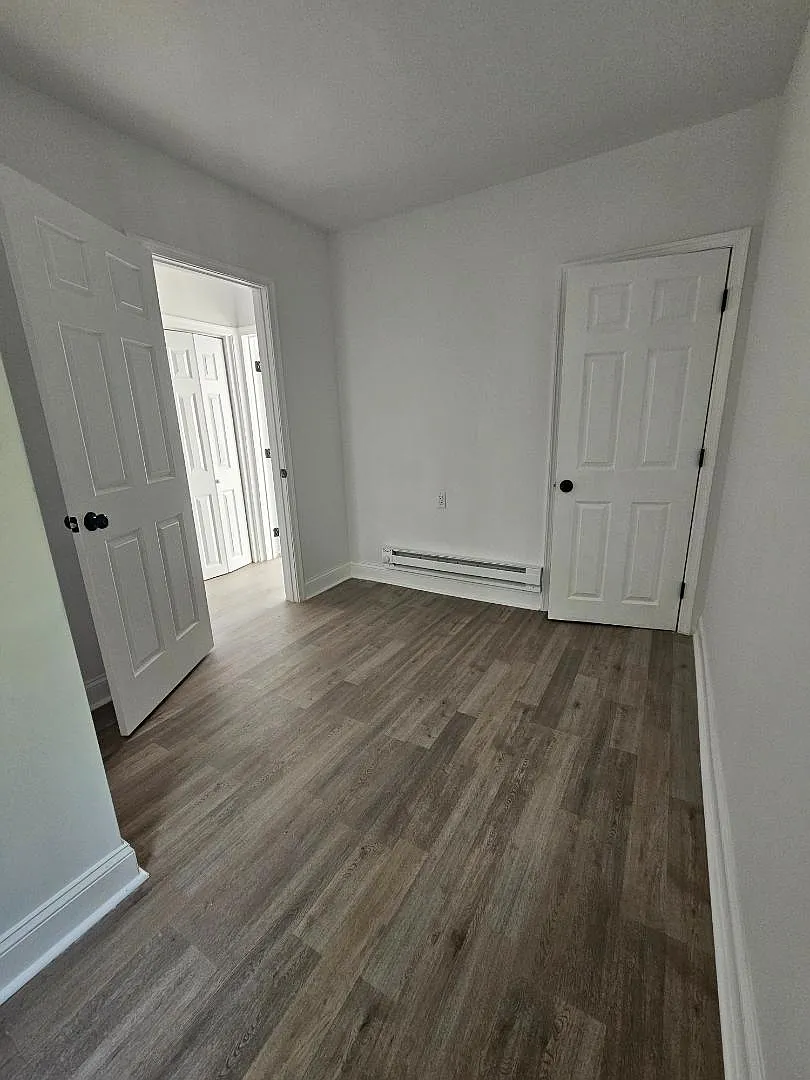 6403 Glenmore Ave - A - 6403 Glenmore Ave — Photo 4