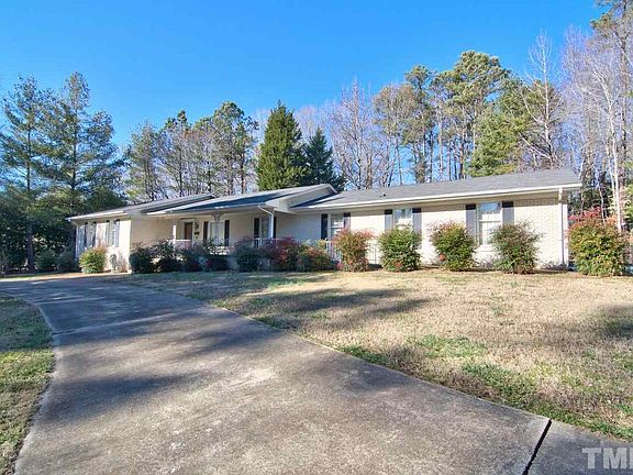 2nd image of 2220 Old State Highway 10