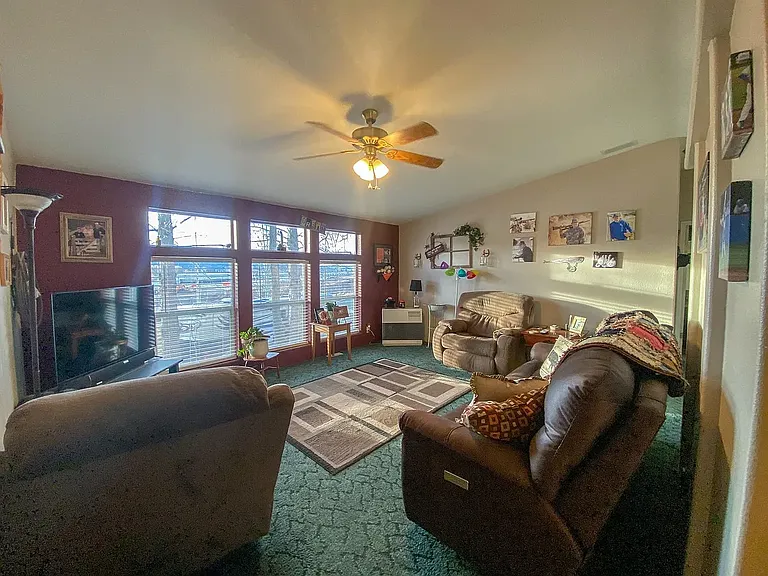 2204 NW Lon Smith Rd — Photo 16