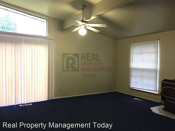 4th image of 11616 80th Ave E #2931097